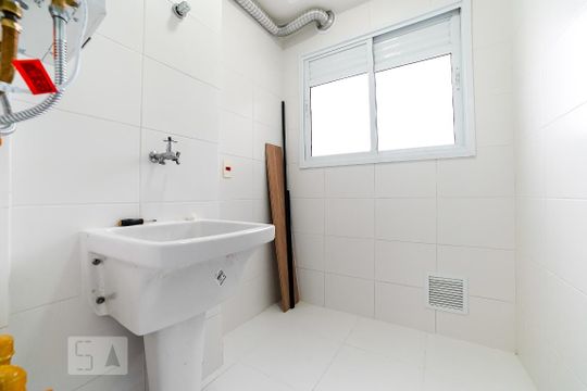 Área de Serviço de apartamento para alugar com 2 quartos, 63m² em Vila Gustavo, São Paulo