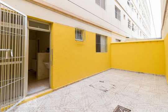 Quintal de apartamento à venda com 2 quartos, 85m² em Vila das Bandeiras, Guarulhos