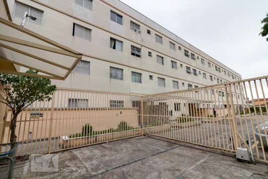 Fachada do condomínio de apartamento à venda com 2 quartos, 85m² em Vila das Bandeiras, Guarulhos