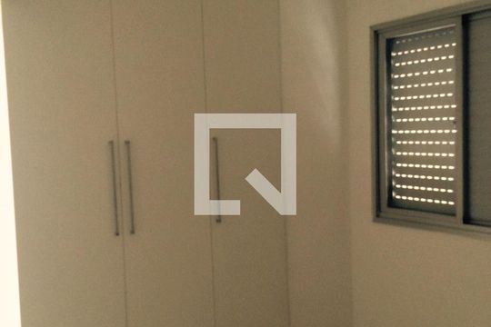 Apartamento à venda com 2 quartos, 63m² em São Pedro, Osasco