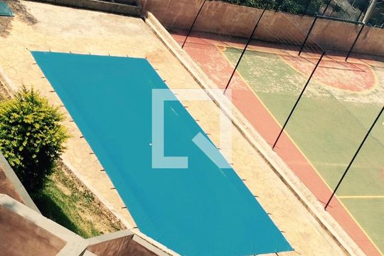 Apartamento à venda com 2 quartos, 63m² em São Pedro, Osasco