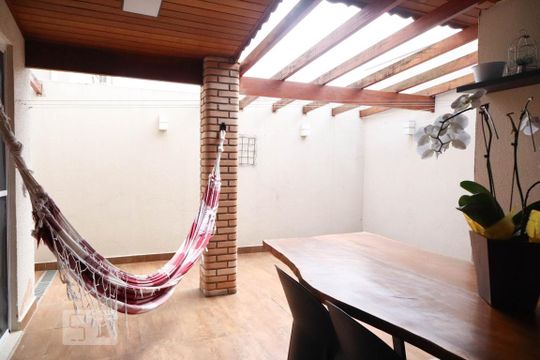Casa de Condomínio para alugar com 3 quartos, 133m² em Engordadouro, Jundiaí