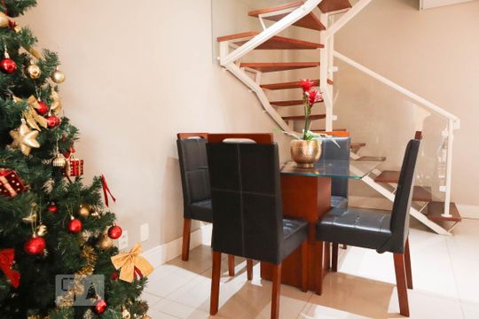 Casa de Condomínio para alugar com 3 quartos, 133m² em Engordadouro, Jundiaí