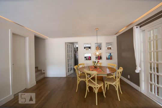 Casa à venda com 4 quartos, 150m² em Vargem Pequena, Rio de Janeiro