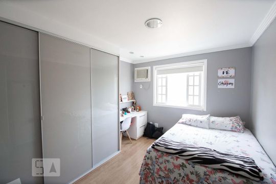 Casa à venda com 4 quartos, 150m² em Vargem Pequena, Rio de Janeiro