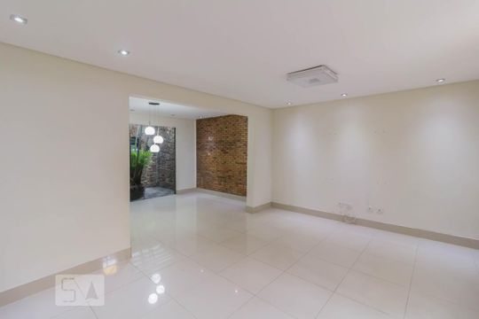 Sala de casa à venda com 4 quartos, 200m² em Jardim Bom Clima, Guarulhos