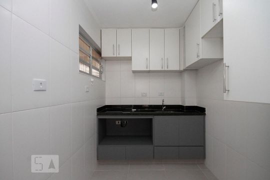 Cozinha de kitnet/studio à venda com 1 quarto, 48m² em Bela Vista, São Paulo
