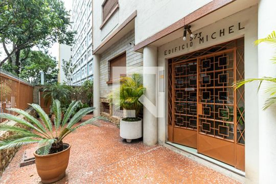 Entrada de kitnet/studio à venda com 1 quarto, 30m² em Higienópolis, São Paulo