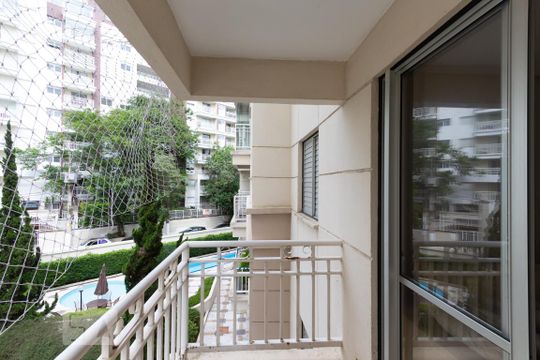 Sacada de apartamento à venda com 2 quartos, 50m² em Jardim Ampliação, São Paulo