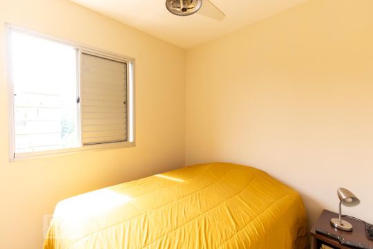 Quarto 1 de apartamento à venda com 2 quartos, 50m² em Jardim Ampliação, São Paulo