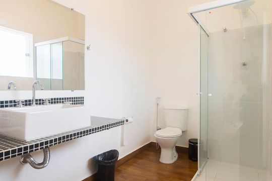 Banheiro Suite de casa à venda com 3 quartos, 300m² em Vila Nova Conceição, São Paulo