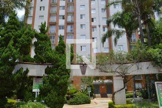 Fachada de apartamento para alugar com 2 quartos, 47m² em Cambuci, São Paulo