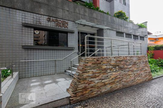 Entrada Edifício de apartamento para alugar com 3 quartos, 200m² em Santo Antônio, Belo Horizonte