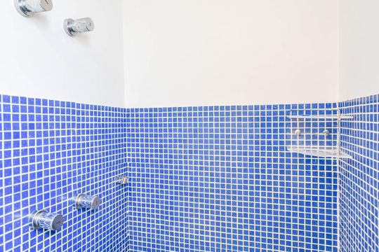 Suíte - Banheiro de apartamento para alugar com 2 quartos, 74m² em Pinheiros, São Paulo
