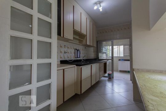 Cozinha de apartamento à venda com 2 quartos, 77m² em Super Quadra Morumbi, São Paulo