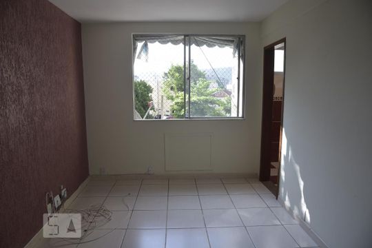 Apartamento à venda com 2 quartos, 60m² em Taquara , Rio de Janeiro