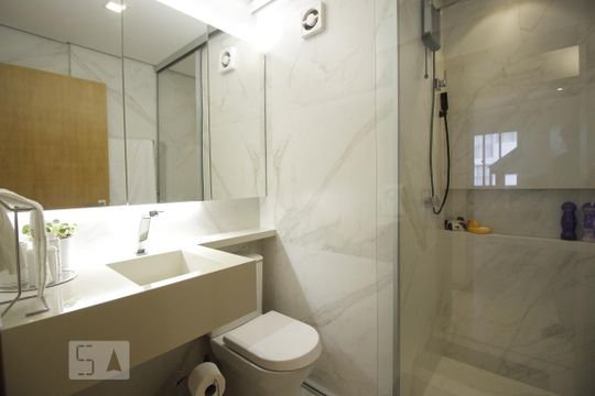 Banheiro Social de apartamento à venda com 2 quartos, 73m² em Sul (Águas Claras), Brasília