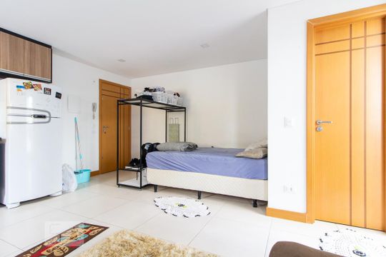 Studio de kitnet/studio para alugar com 1 quarto, 36m² em Centro, Curitiba