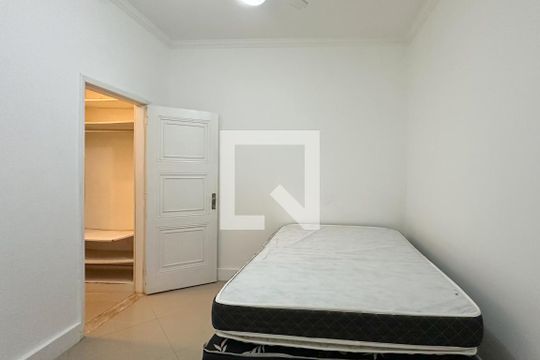 Suíte de apartamento à venda com 3 quartos, 134m² em Leme, Rio de Janeiro