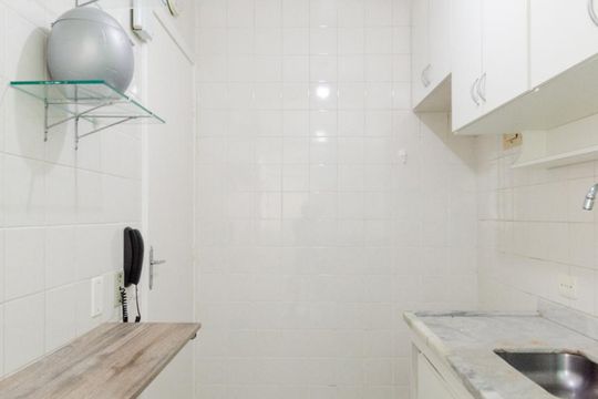 Cozinha de apartamento à venda com 2 quartos, 50m² em Taboão, São Bernardo do Campo