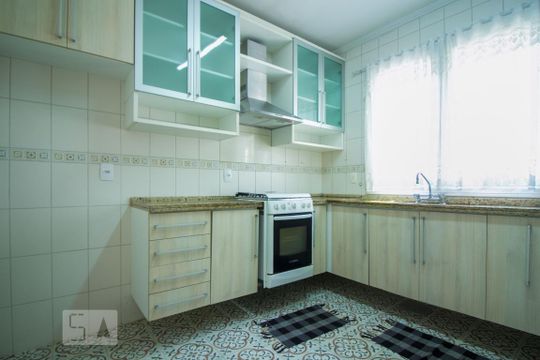 1º piso - Cozinha de casa de condomínio à venda com 4 quartos, 220m² em Chácara das Pedras, Porto Alegre