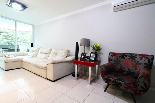 Sala de apartamento para alugar com 2 quartos, 85m² em Recreio dos Bandeirantes, Rio de Janeiro