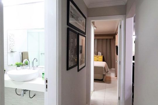 Corredor de apartamento para alugar com 2 quartos, 85m² em Recreio dos Bandeirantes, Rio de Janeiro
