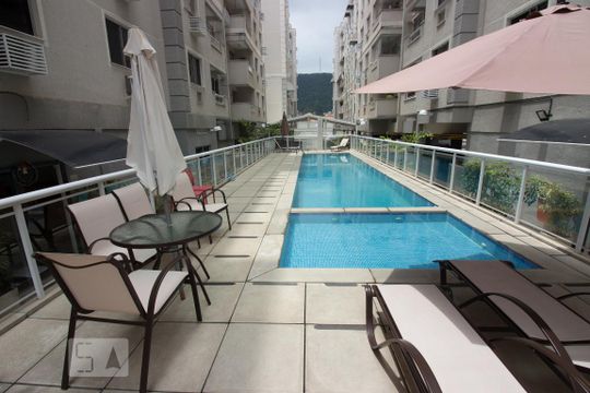 Área comum - Piscina de apartamento para alugar com 3 quartos, 68m² em Taquara, Rio de Janeiro