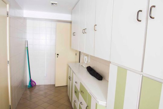 cozinha de apartamento para alugar com 2 quartos, 100m² em Tijuca, Rio de Janeiro