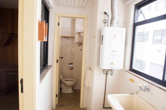área de serviço de apartamento para alugar com 2 quartos, 100m² em Tijuca, Rio de Janeiro