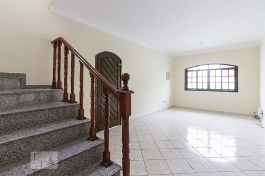 Casa para alugar com 3 quartos, 205m² em Jardim São José (zona Norte), São Paulo