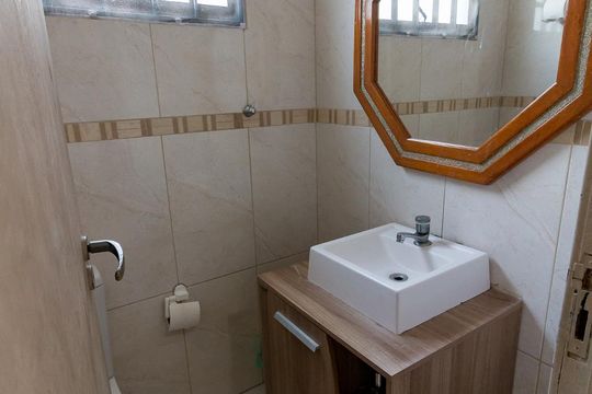 Lavabo de casa à venda com 4 quartos, 190m² em Parque Continental I, Guarulhos