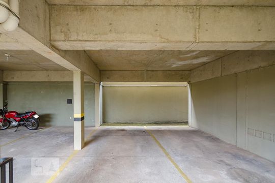Garagem de apartamento à venda com 2 quartos, 68m² em Havaí, Belo Horizonte