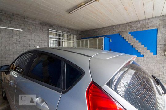 Garagem de casa à venda com 2 quartos, 167m² em Vila Caju, São Paulo