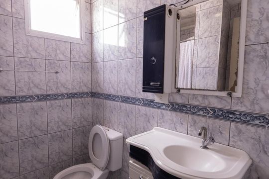 Banheiro Social de apartamento à venda com 2 quartos, 58m² em Jardim Independência, São Paulo