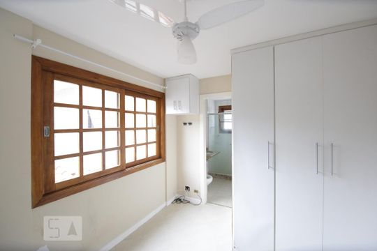 Casa de Condomínio à venda com 3 quartos, 160m² em Vargem Pequena, Rio de Janeiro