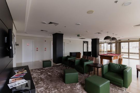 Sala de TV de kitnet/studio à venda com 1 quarto, 18m² em Santa Paula, São Caetano do Sul