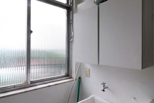 Área de Serviço de apartamento para alugar com 2 quartos, 90m² em Barra da Tijuca, Rio de Janeiro