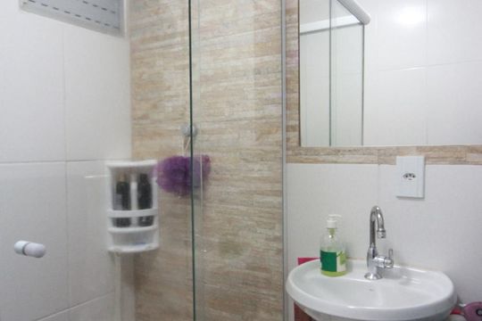 Banheiro de apartamento à venda com 2 quartos, 50m² em Limão, São Paulo
