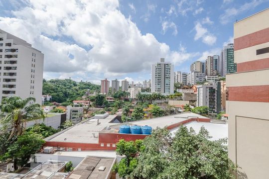 Casa para alugar com 6 quartos, 427m² em Luxemburgo, Belo Horizonte