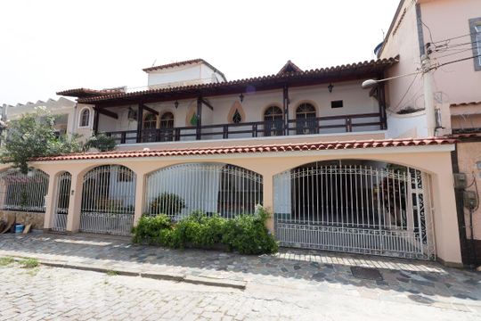 Fachada da casa de casa de condomínio para alugar com 3 quartos, 130m² em Taquara, Rio de Janeiro