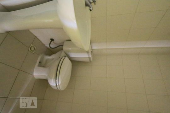 Banheiro 1  de apartamento para alugar com 2 quartos, 70m² em Jacarepaguá, Rio de Janeiro