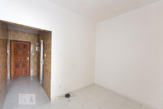 Kitnet/Studio para alugar com 1 quarto, 32m² em Centro, Niterói