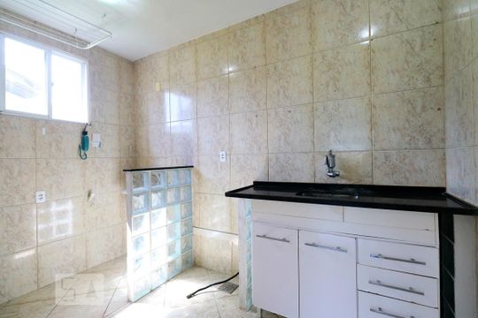 Cozinha de apartamento para alugar com 2 quartos, 110m² em Vargem Grande, Rio de Janeiro