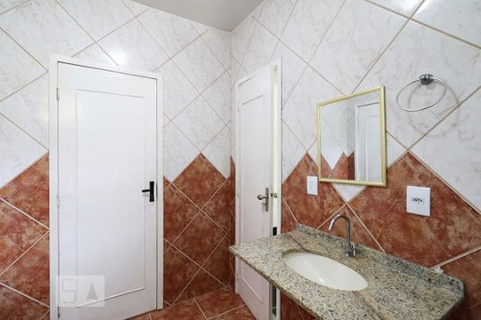 Banheiro de apartamento para alugar com 2 quartos, 110m² em Vargem Grande, Rio de Janeiro