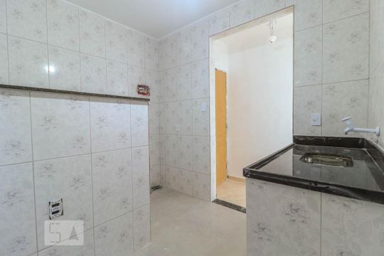 Cozinha de apartamento para alugar com 1 quarto, 31m² em Jacarepaguá, Rio de Janeiro
