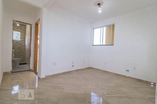 Apartamento para alugar com 1 quarto, 31m² em Jacarepaguá, Rio de Janeiro