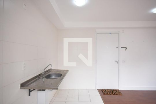 Cozinha de apartamento para alugar com 2 quartos, 42m² em Jardim Parque Morumbi, São Paulo