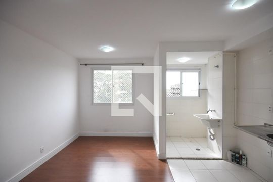 Sala de apartamento para alugar com 2 quartos, 42m² em Jardim Parque Morumbi, São Paulo