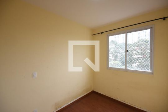 Quarto 1 de apartamento para alugar com 2 quartos, 42m² em Jardim Parque Morumbi, São Paulo